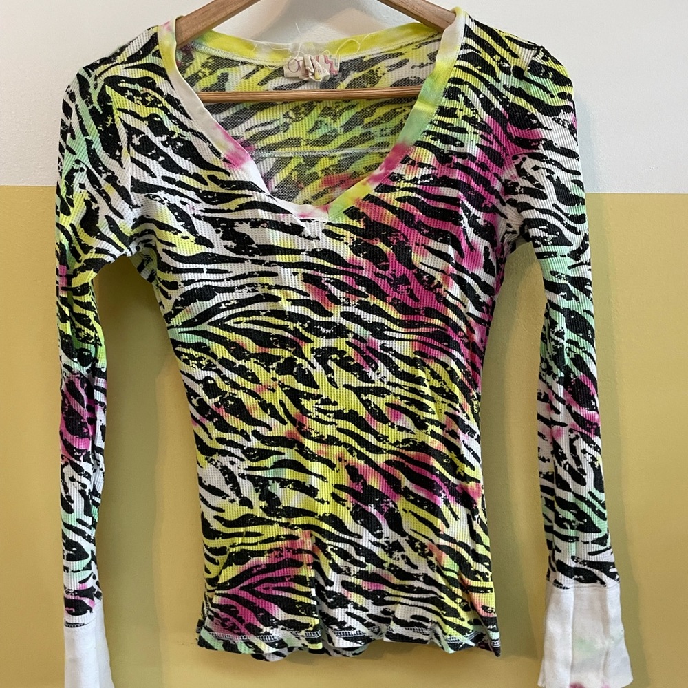 Op (Walmart) Zebra print Hand Tie Dye Waffle V Neck